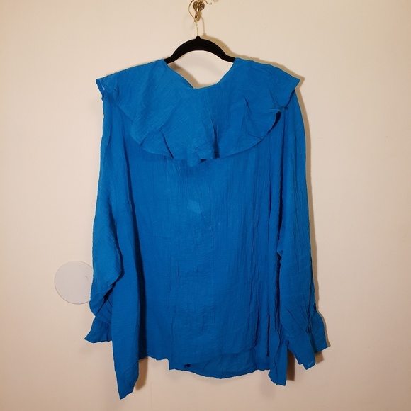 Blouse - Picture 2 of 3